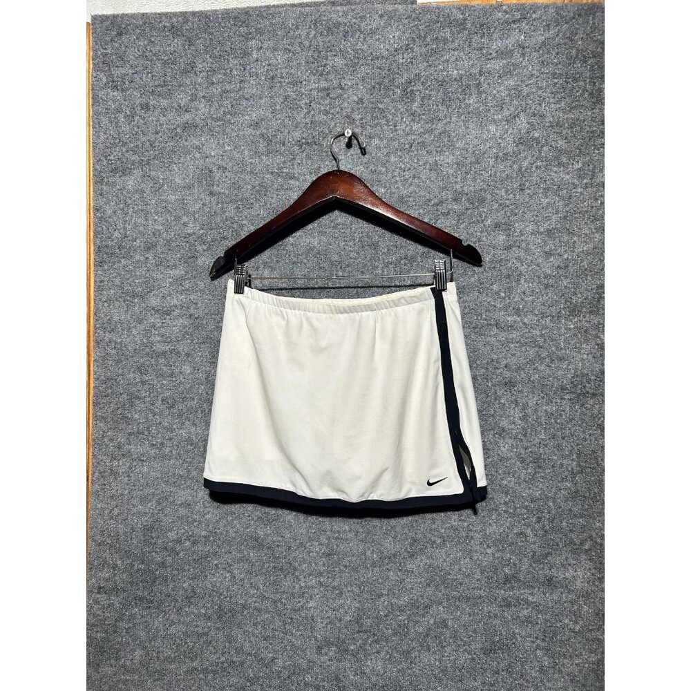 Nike Skort Womens Small White Dri-FIT Tennis Athletic Wrap Black Trim Skirt